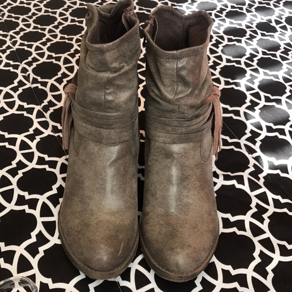 Booties - Picture 2 of 4